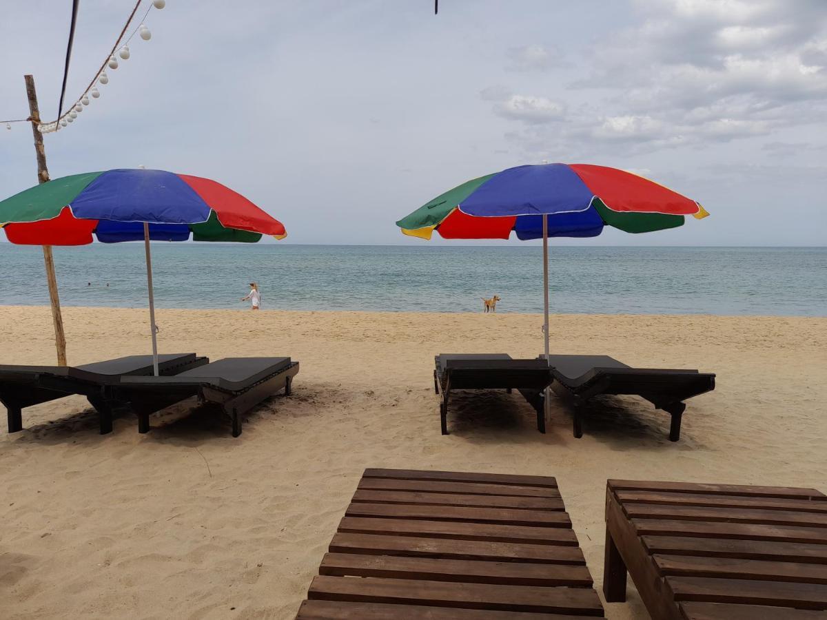 Golden Beach Chalets Arugam Bay Esterno foto