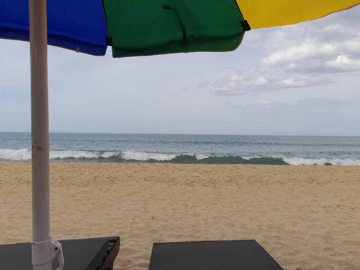 Golden Beach Chalets Arugam Bay Esterno foto